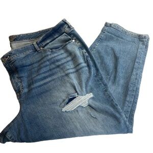 EUC Torrid Size 30 Tapered Ankle Light Wash Distressed Stretchy Jeans 50” Waist